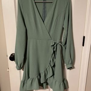 🌸Altar’d State Sage Green Dress🌸